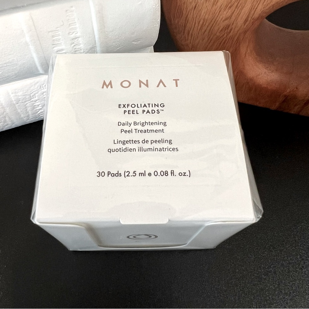 New Monat Exfoliating Peel Pads Daily Brightening Peel Treatment 30 Pads